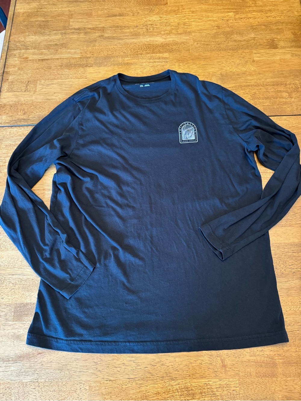TravisMathew Men’s XXL Black Long Sleeve Graphic T-Shirt (never worn)